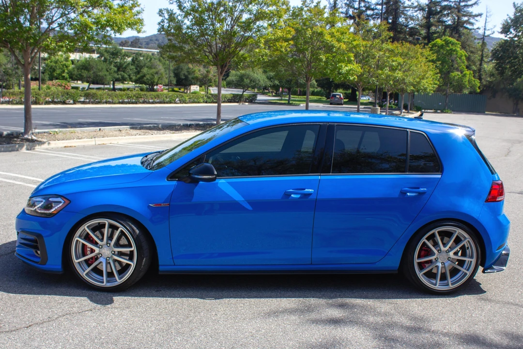 2019 Volkswagen GTI Mk7 - Image 3 of 31
