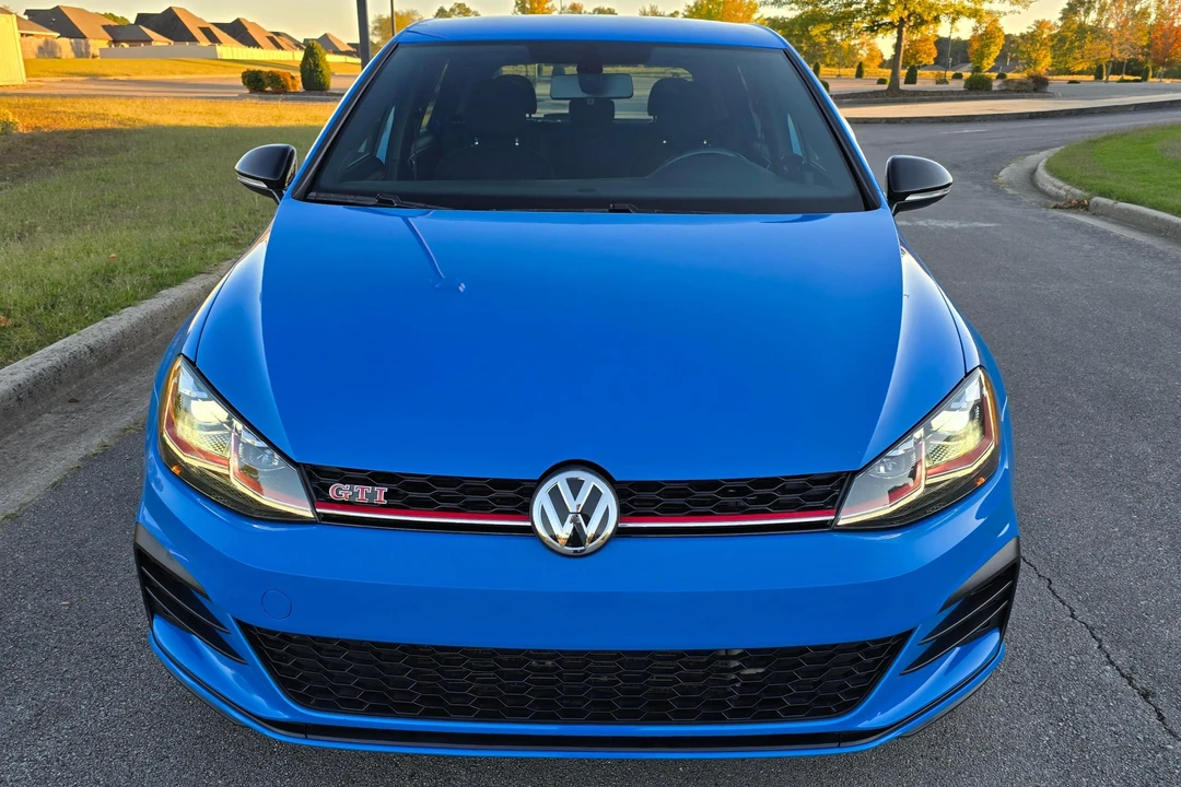 2019 Volkswagen GTI Mk7 - Image 2 of 31