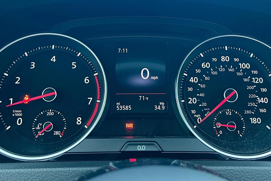 2019 Volkswagen GTI Mk7 - Image 24 of 31