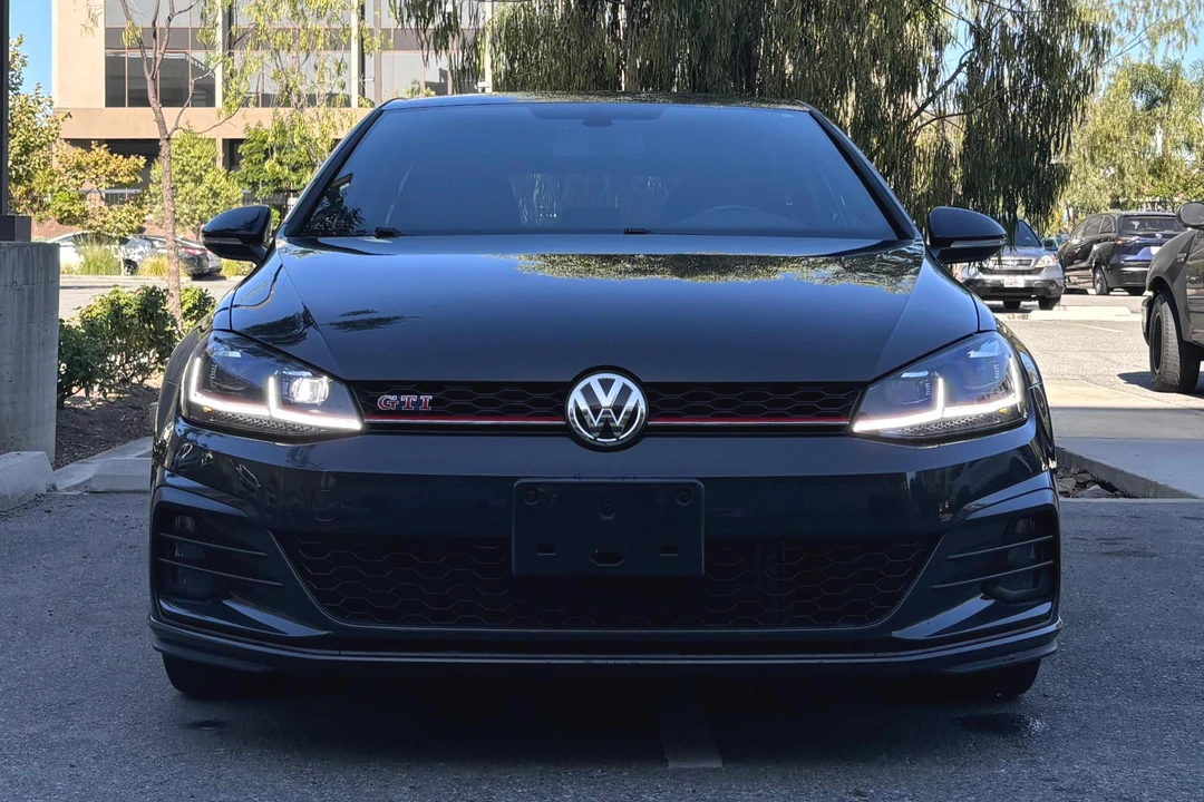 2019 Volkswagen GTI Mk7 - Image 2 of 31