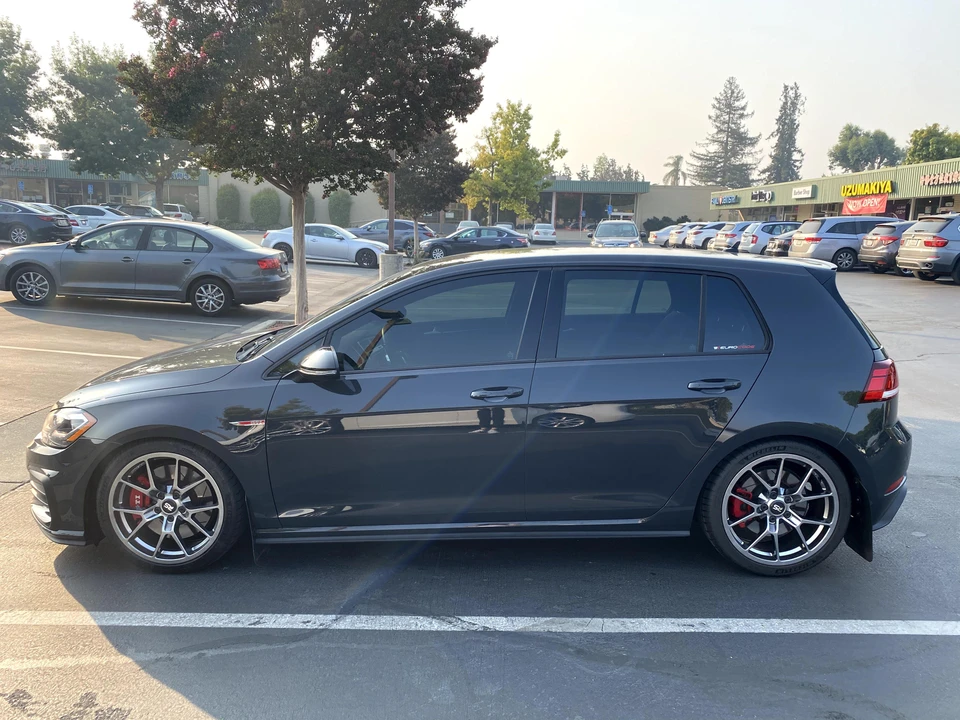 2019 Volkswagen GTI Mk7 - Image 3 of 31