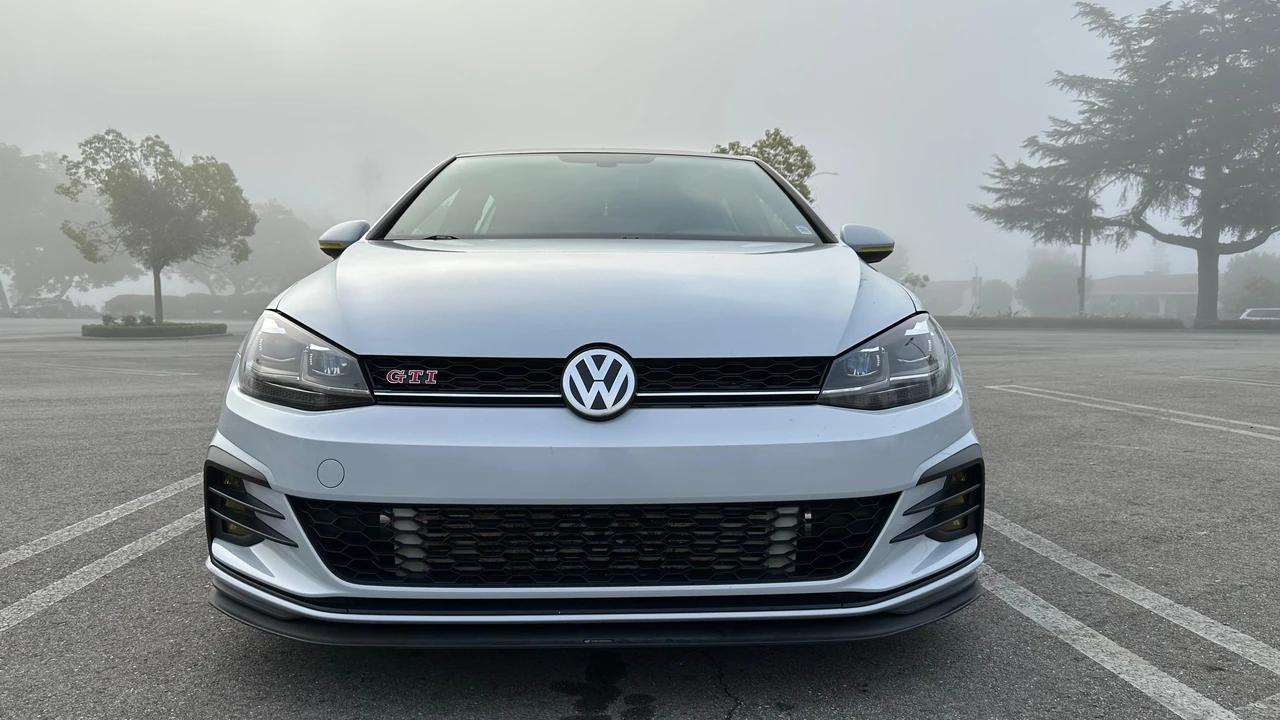 2019 Volkswagen GTI Mk7 - Image 7 of 31