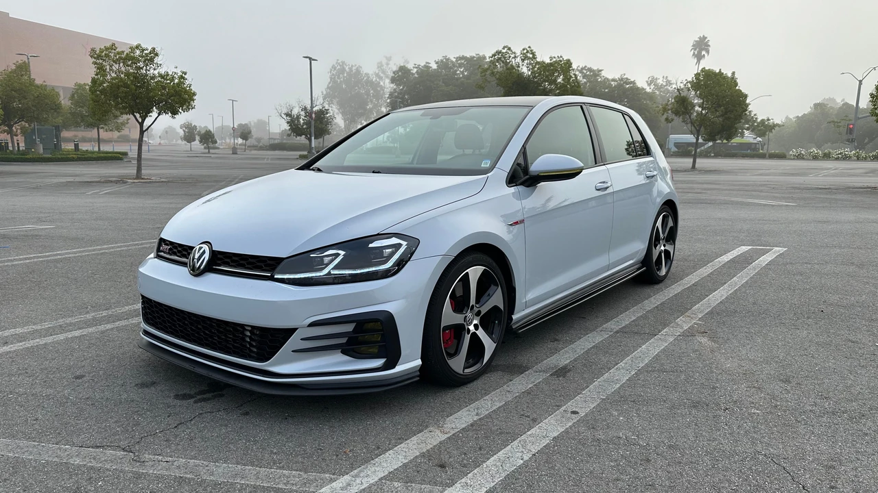 2019 Volkswagen GTI Mk7 - Image 16 of 31
