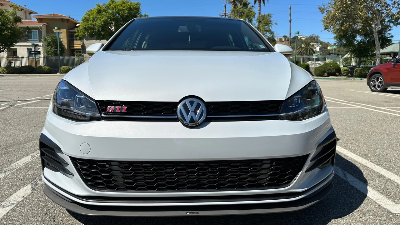 2019 Volkswagen GTI Mk7 - Image 12 of 31