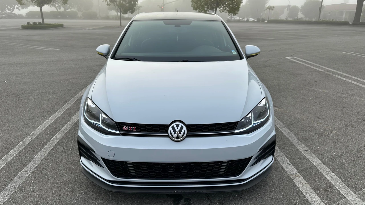 2019 Volkswagen GTI Mk7 - Image 9 of 31