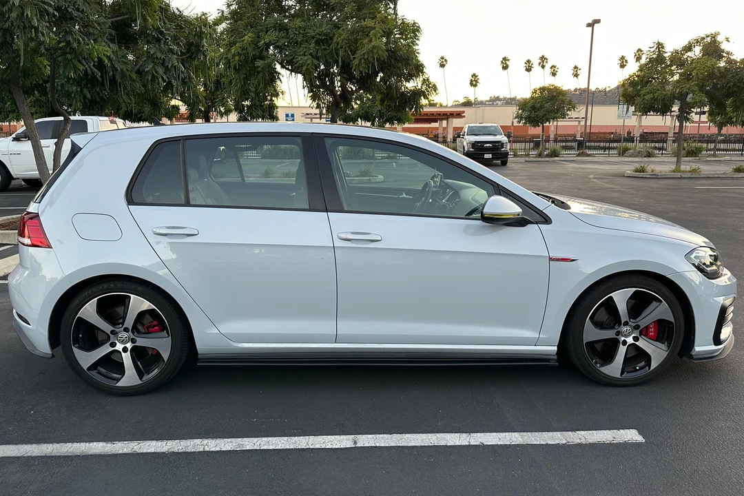2019 Volkswagen GTI Mk7 - Image 3 of 31