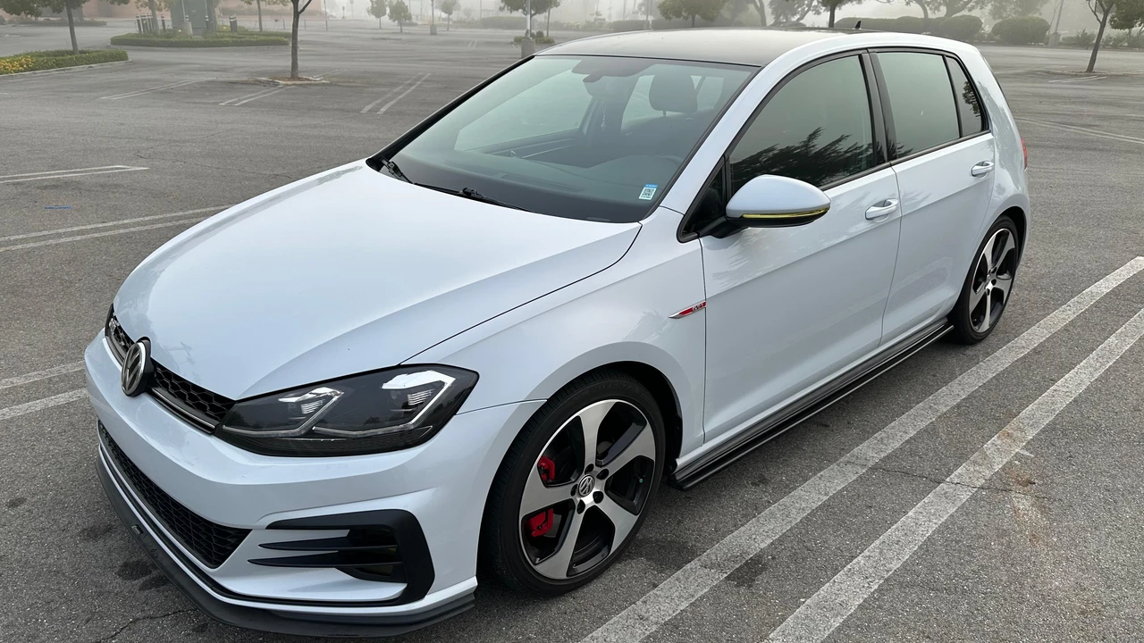 2019 Volkswagen GTI Mk7 - Image 23 of 31