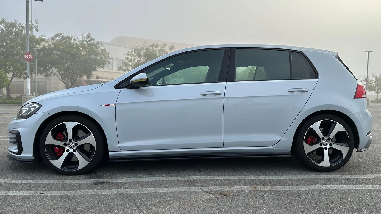 2019 Volkswagen GTI Mk7 - Image 29 of 31