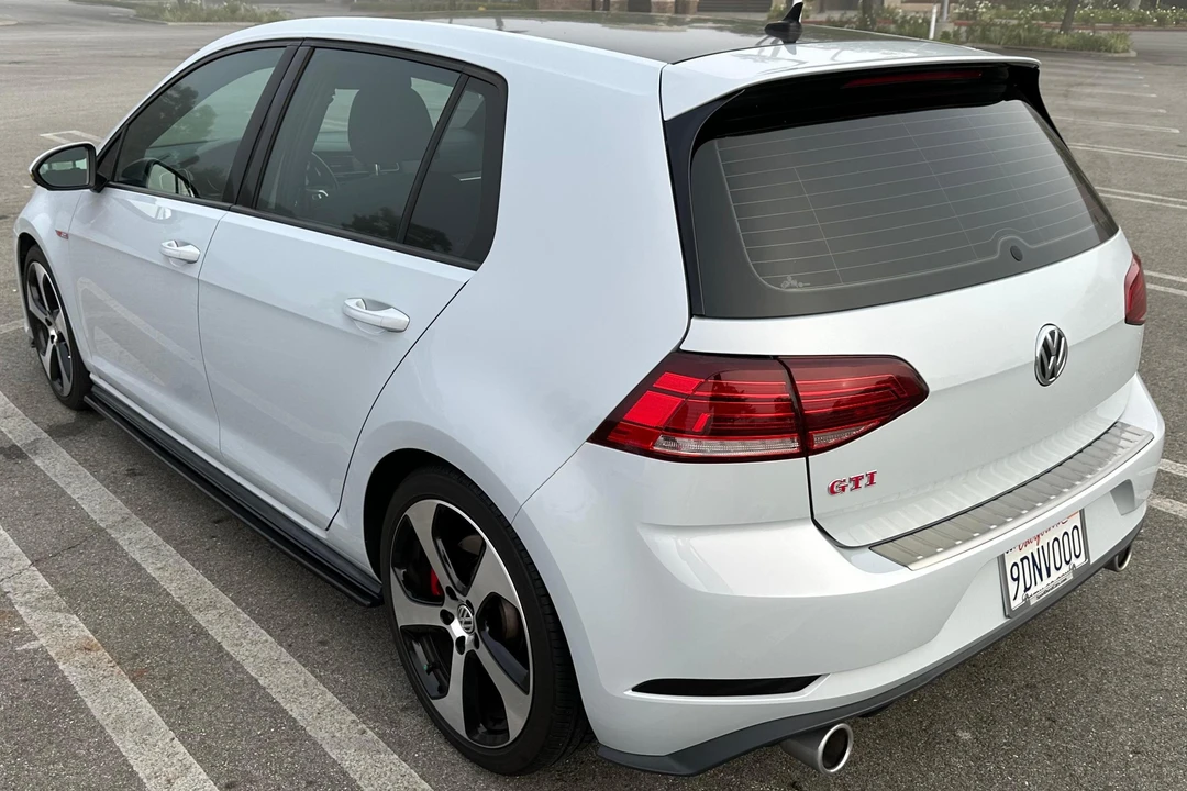 2019 Volkswagen GTI Mk7 - Image 4 of 31