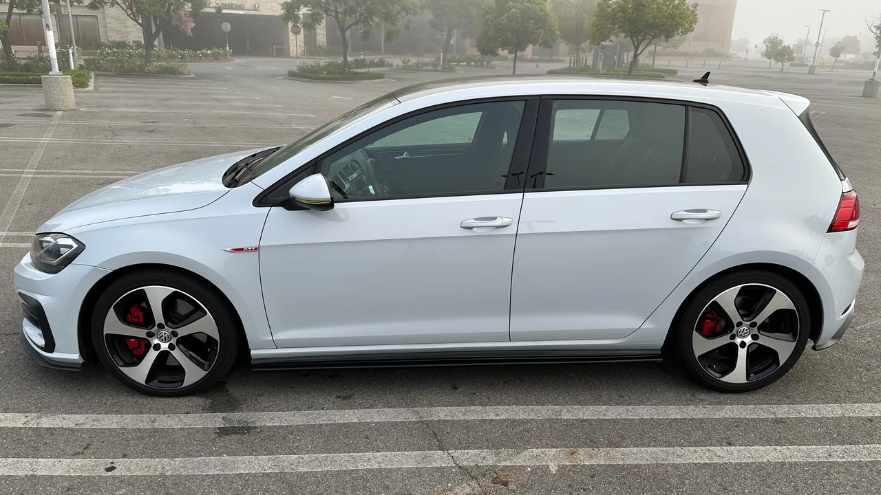2019 Volkswagen GTI Mk7 - Image 30 of 31