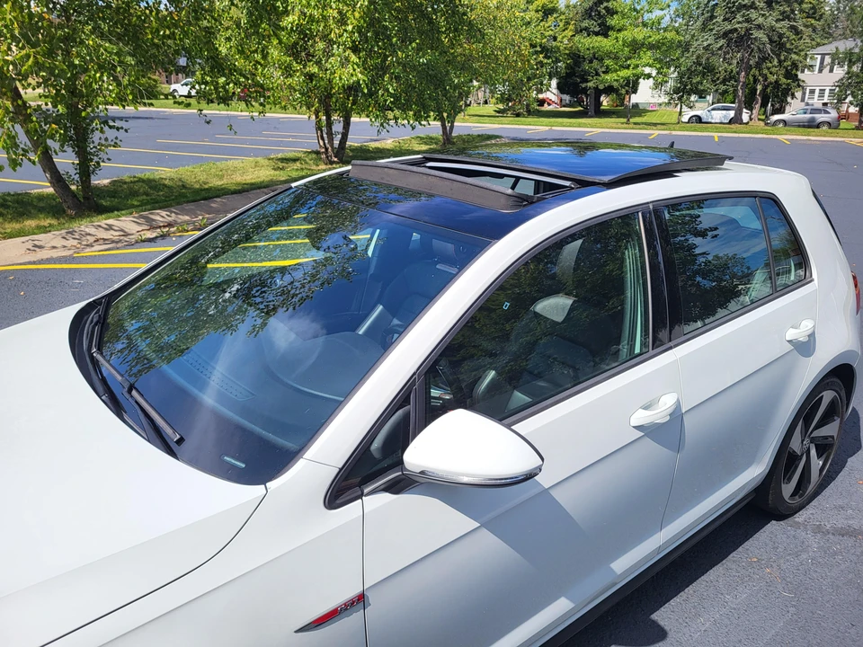 2019 Volkswagen GTI Mk7 - Image 15 of 31