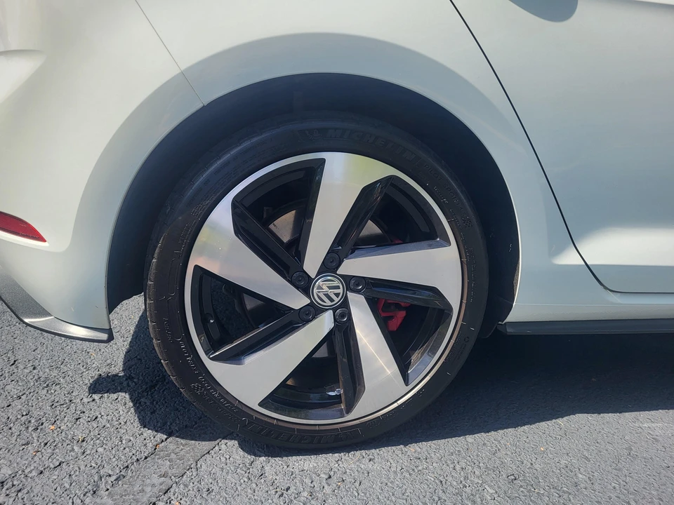 2019 Volkswagen GTI Mk7 - Image 30 of 31