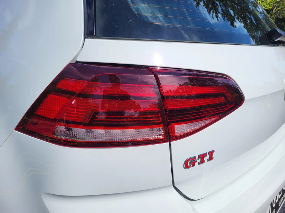 2019 Volkswagen GTI Mk7 - Image 18 of 31