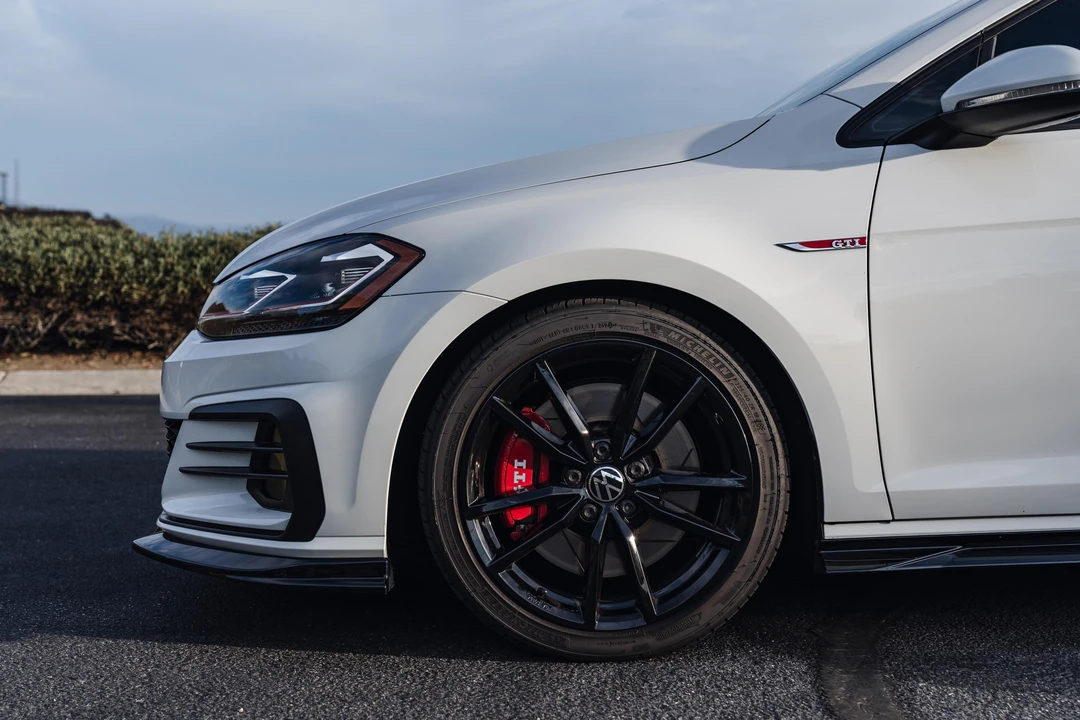 2019 Volkswagen GTI Mk7 - Image 27 of 31