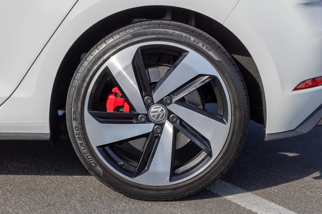 2019 Volkswagen GTI Mk7 - Image 25 of 31