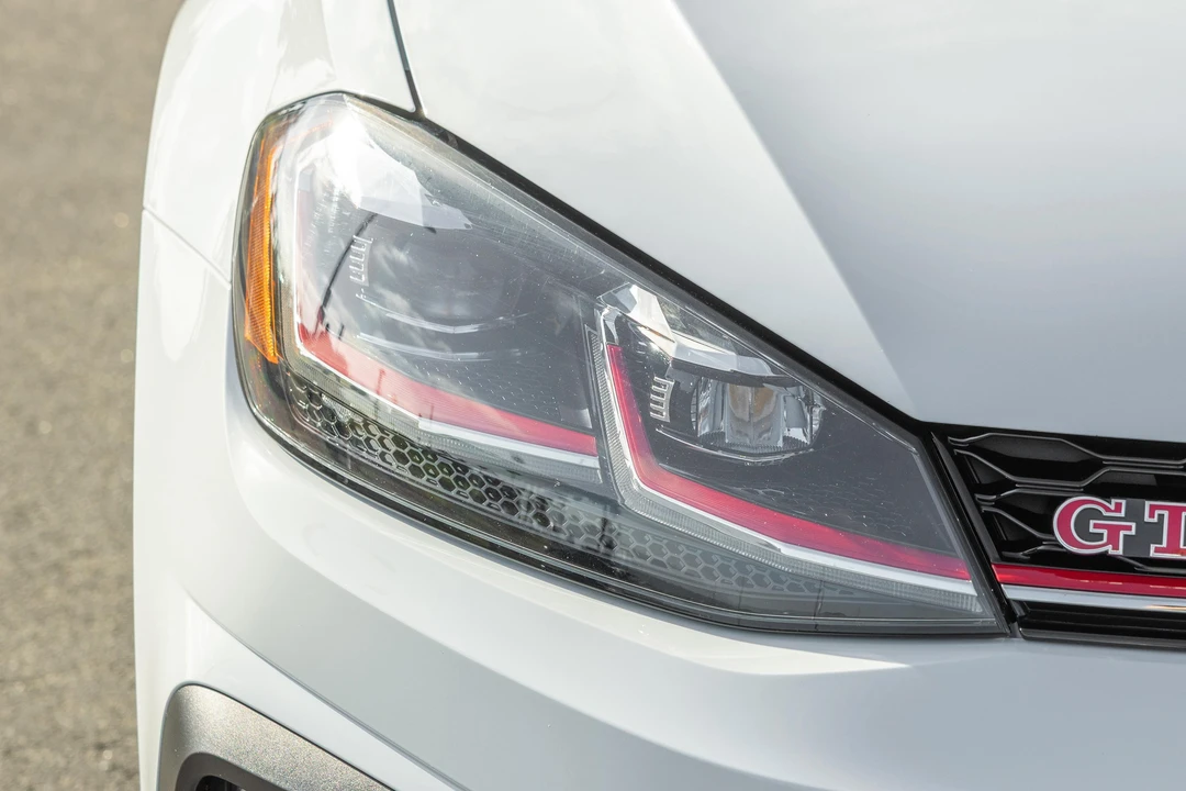 2019 Volkswagen GTI Mk7 - Image 10 of 31