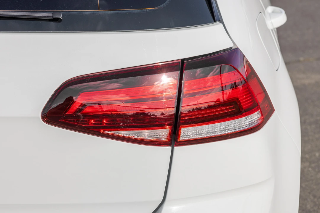 2019 Volkswagen GTI Mk7 - Image 21 of 31