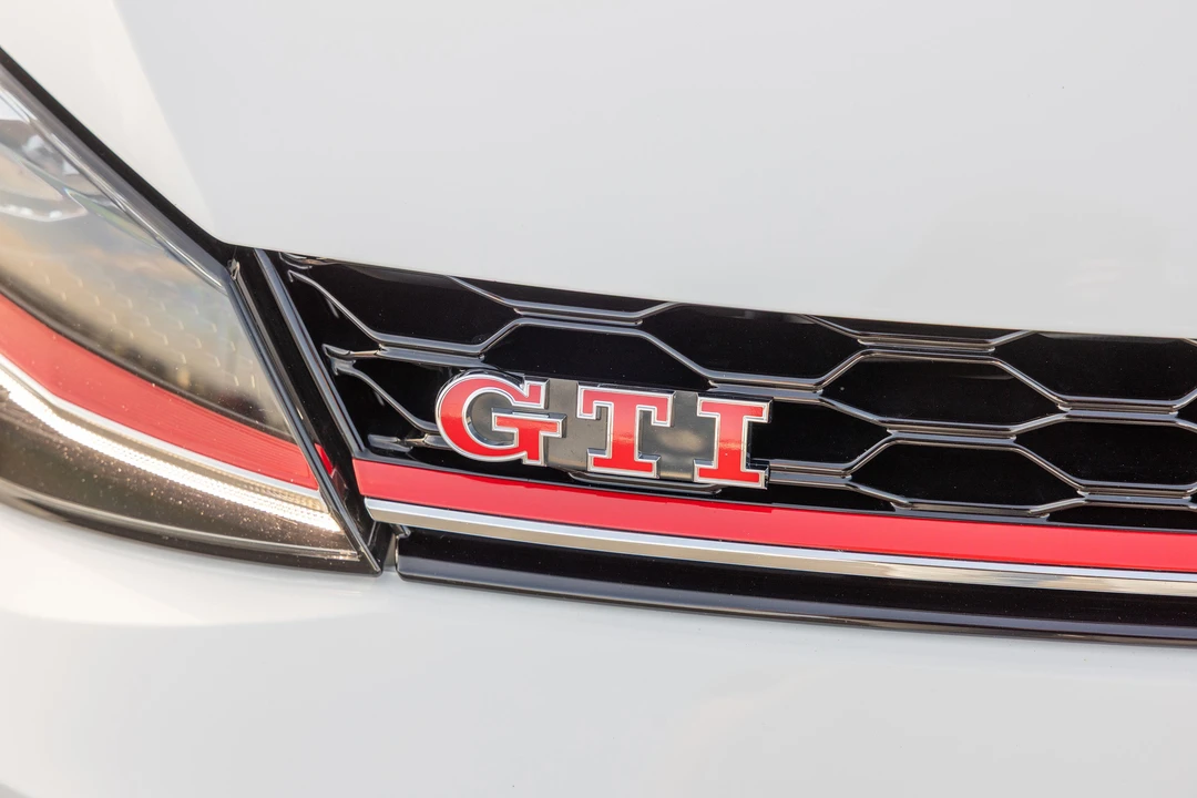 2019 Volkswagen GTI Mk7 - Image 12 of 31
