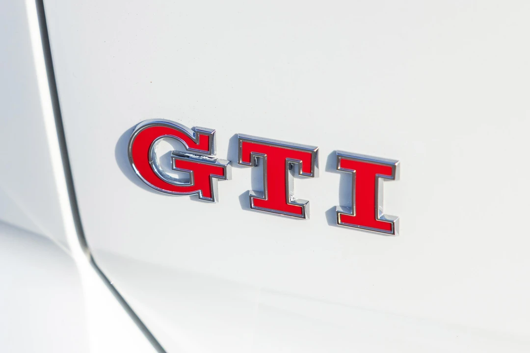 2019 Volkswagen GTI Mk7 - Image 19 of 31