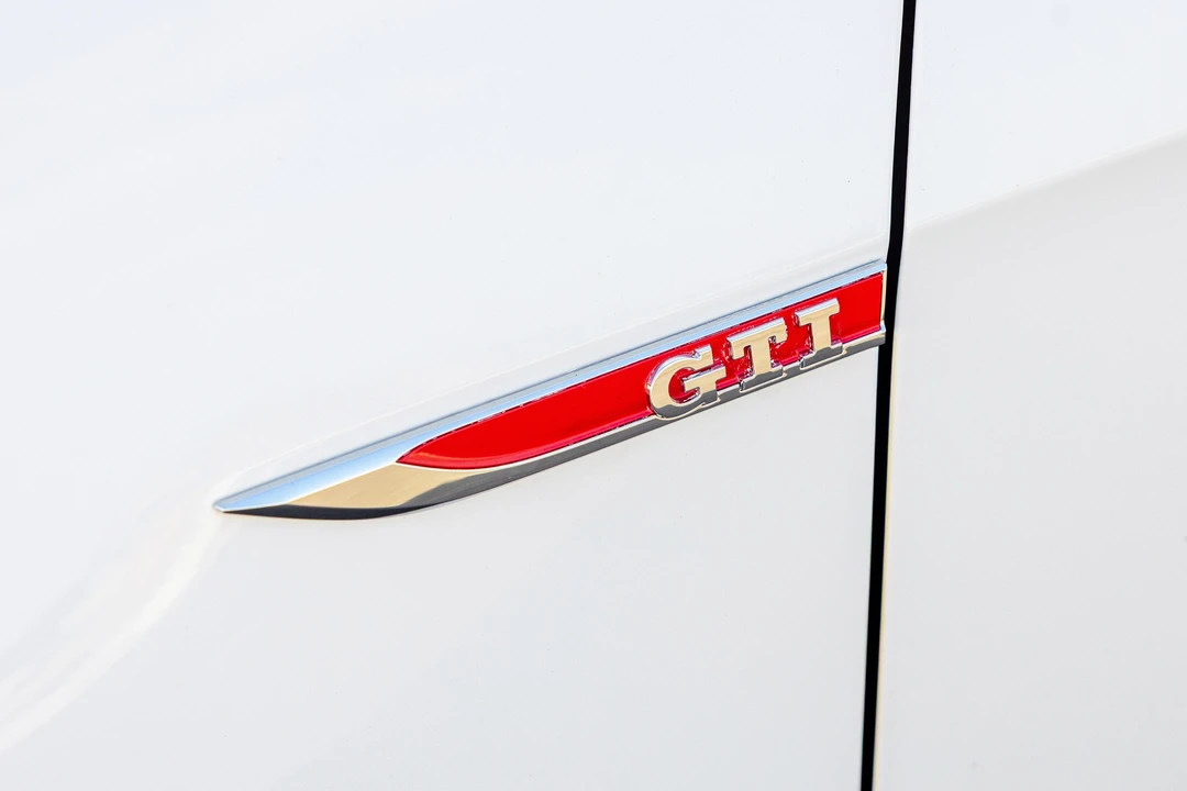 2019 Volkswagen GTI Mk7 - Image 15 of 31