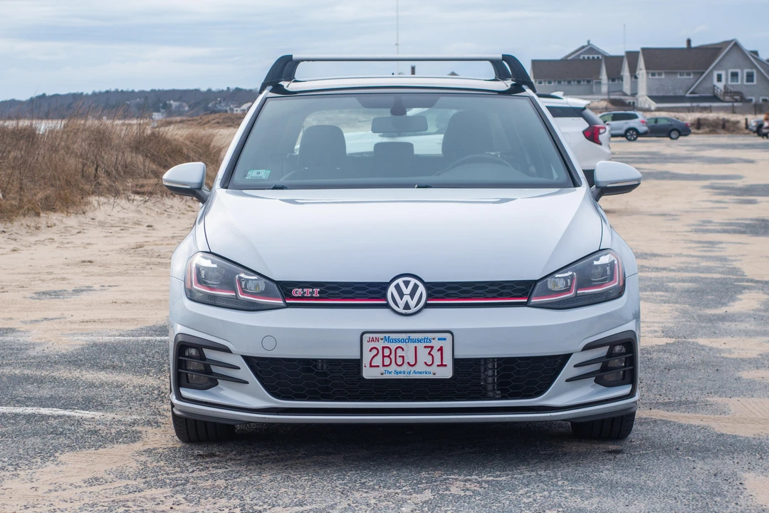 2019 Volkswagen GTI Mk7 - Image 2 of 31