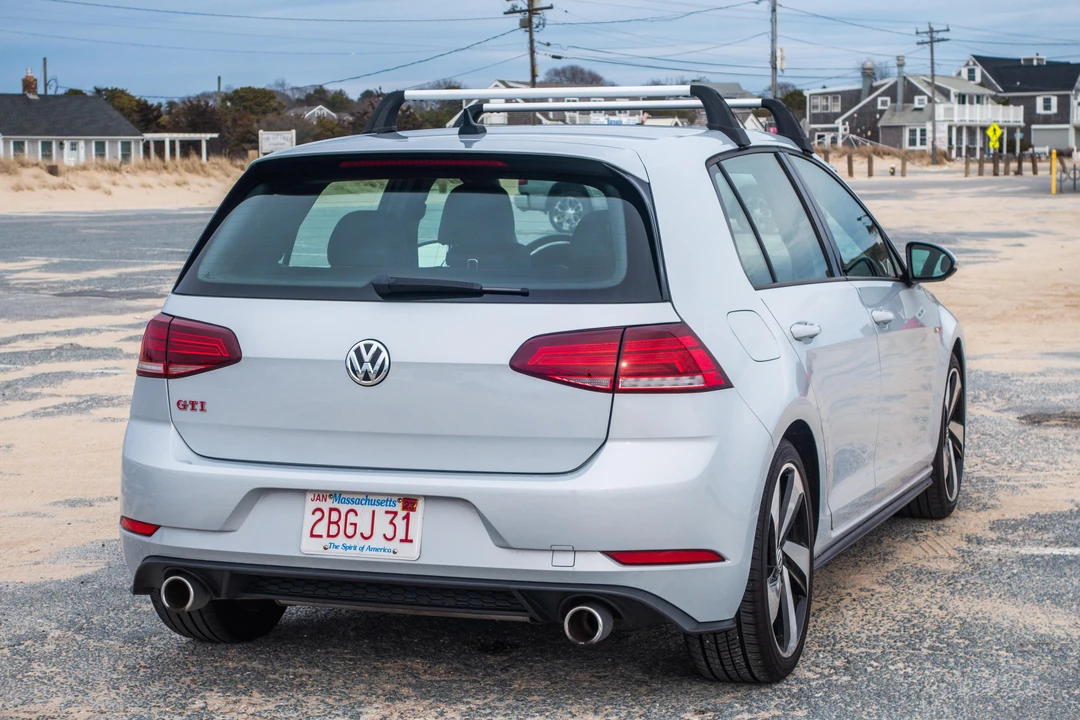 2019 Volkswagen GTI Mk7 - Image 16 of 31