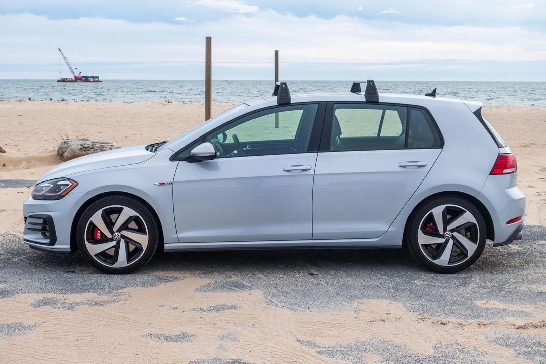 2019 Volkswagen GTI Mk7 - Image 10 of 31