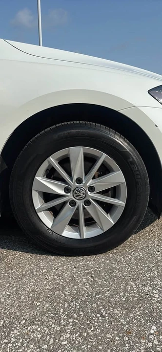 2019 Volkswagen Golf Mk7 - Image 4 of 17