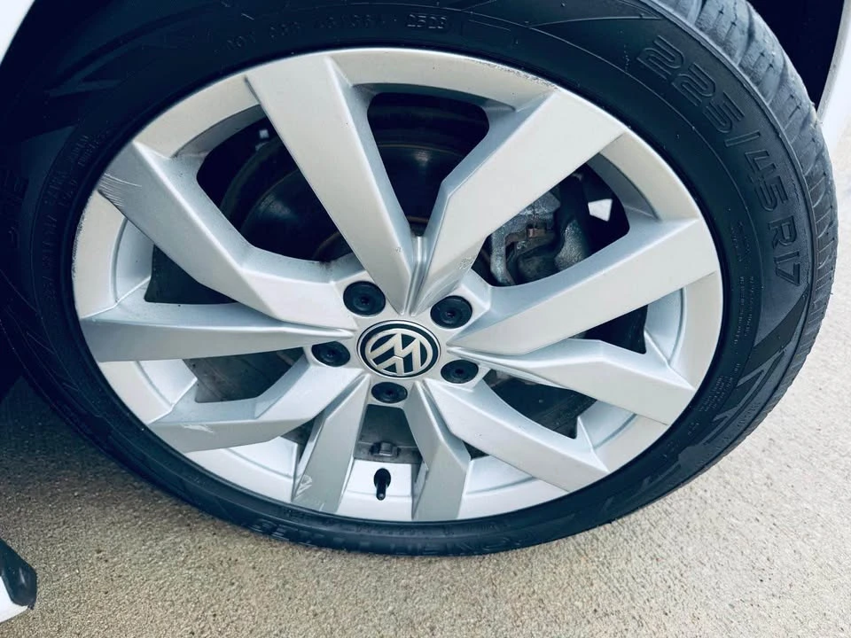 2019 Volkswagen Golf Mk7 - Image 12 of 16
