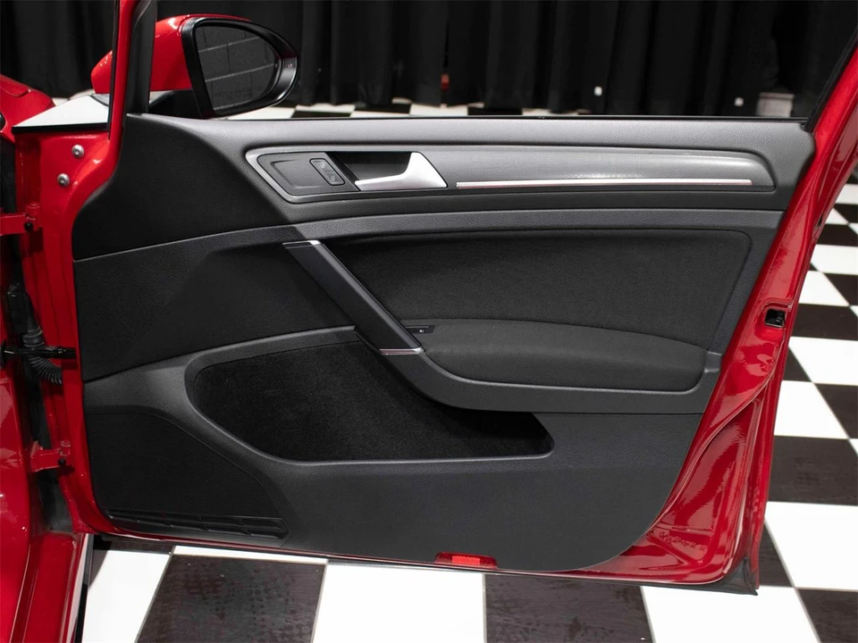 2019 Volkswagen Golf Mk7 - Image 24 of 31