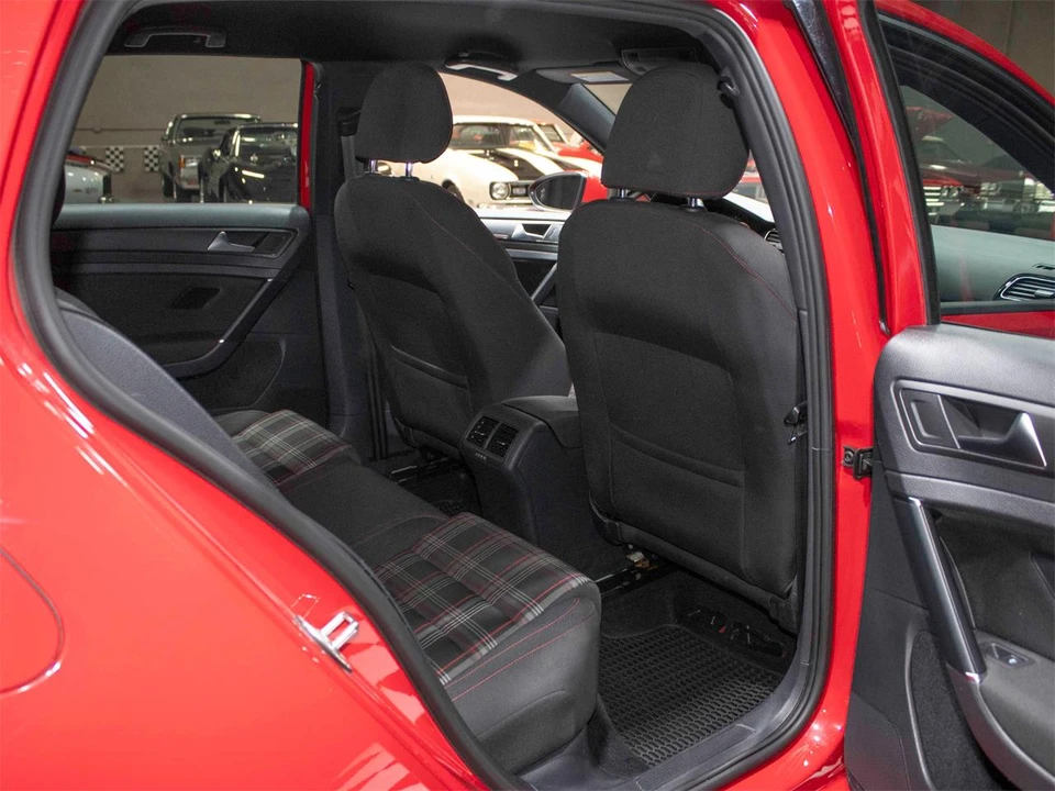 2019 Volkswagen Golf Mk7 - Image 28 of 31