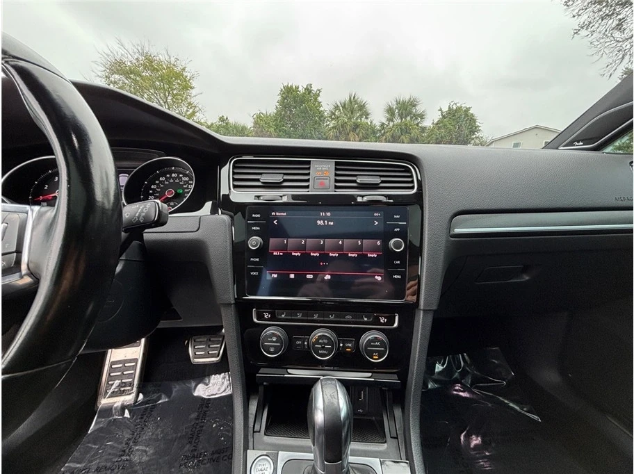 2019 Volkswagen Golf Mk7 - Image 11 of 21