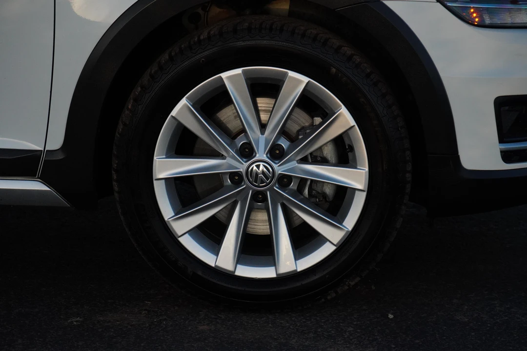 2019 Volkswagen Golf Mk7 - Image 28 of 31