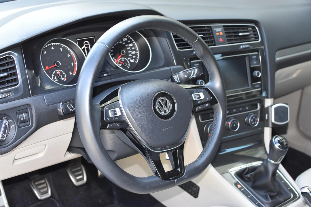 2019 Volkswagen Golf Mk7 - Image 26 of 31