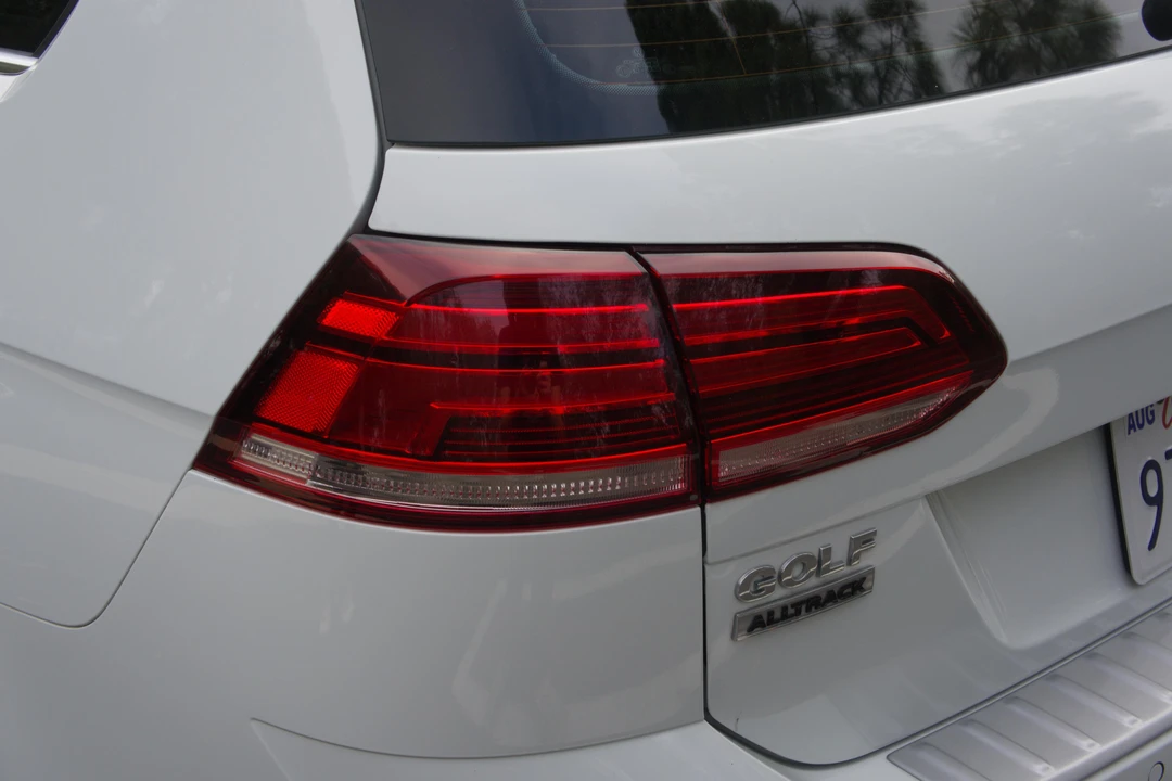 2019 Volkswagen Golf Mk7 - Image 27 of 31