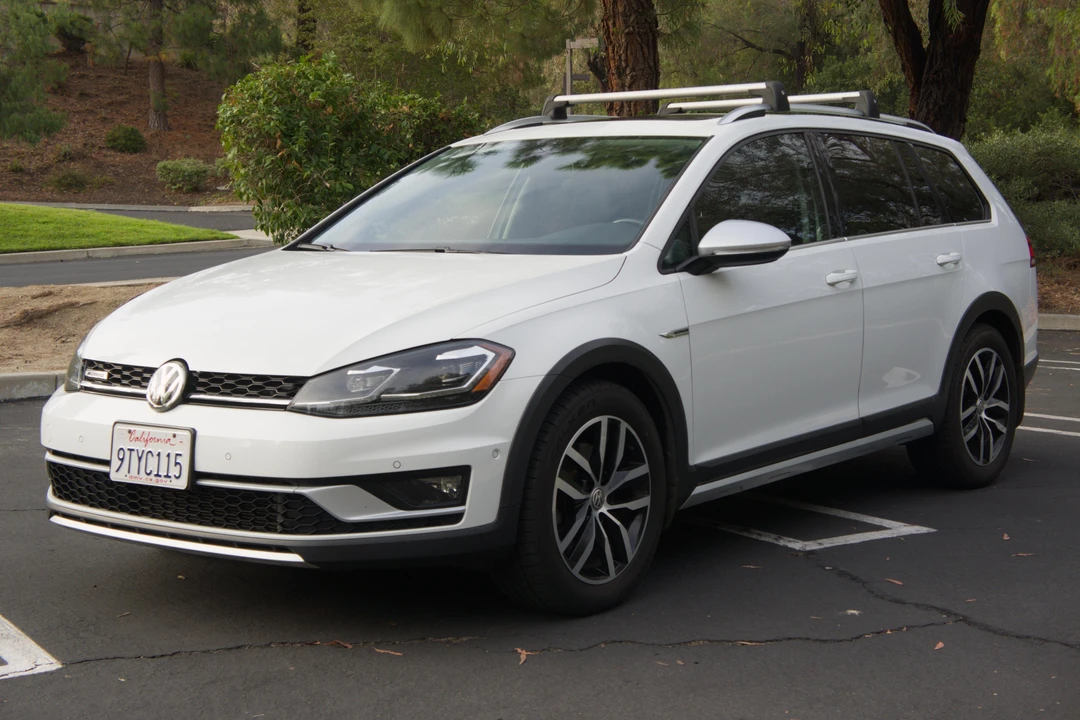 2019 Volkswagen Golf Mk7 - Image 2 of 31