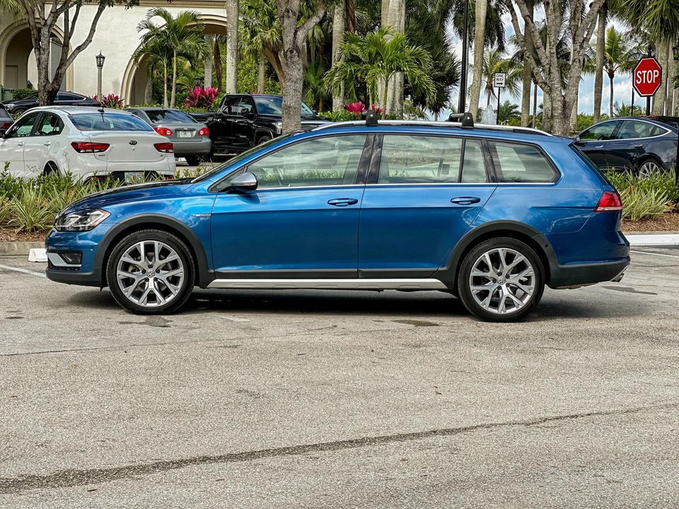 2019 Volkswagen Golf Mk7 - Image 14 of 31