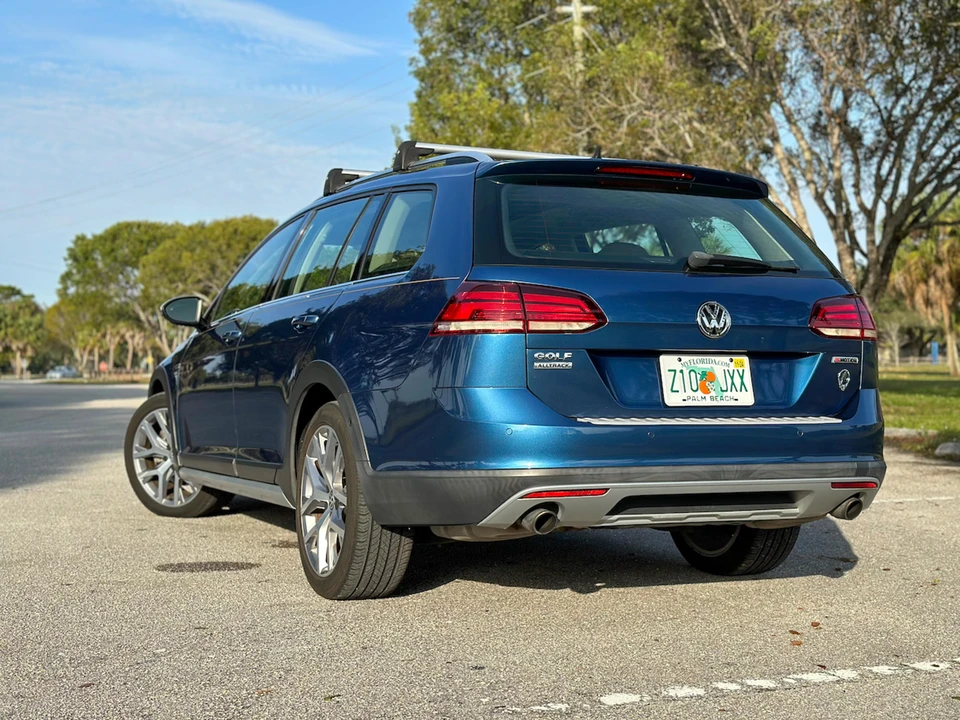 2019 Volkswagen Golf Mk7 - Image 16 of 31