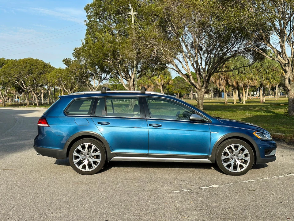 2019 Volkswagen Golf Mk7 - Image 25 of 31