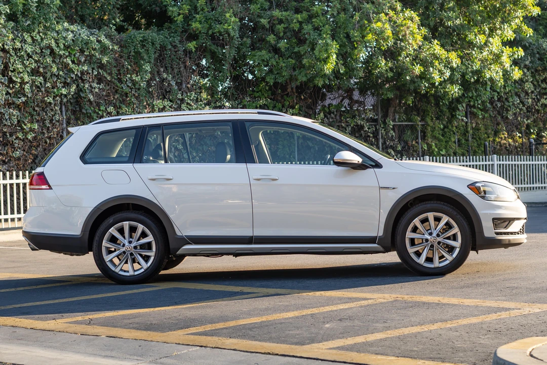 2019 Volkswagen Golf Mk7 - Image 3 of 31
