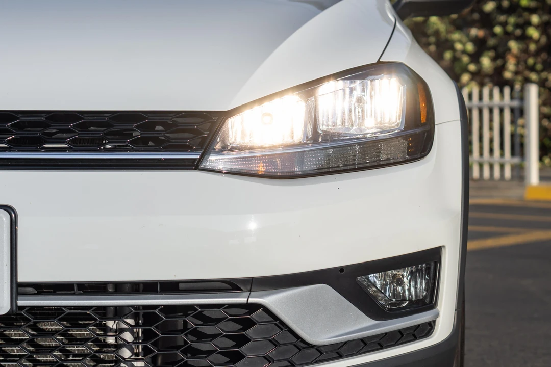 2019 Volkswagen Golf Mk7 - Image 17 of 31