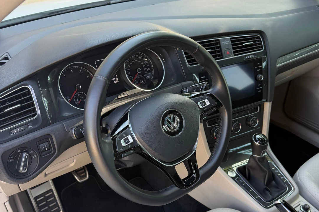 2019 Volkswagen Golf Mk7 - Image 30 of 31