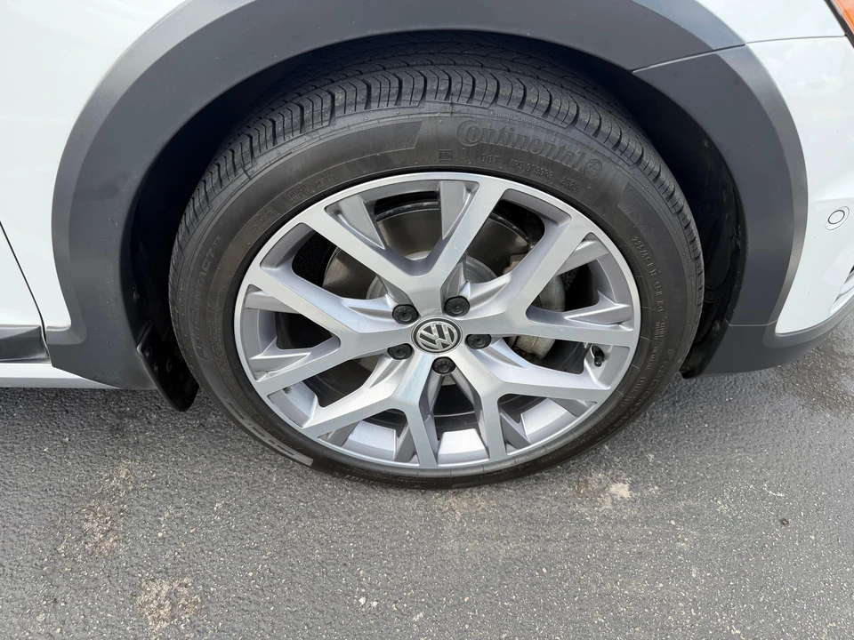 2019 Volkswagen Golf Mk7 - Image 27 of 31