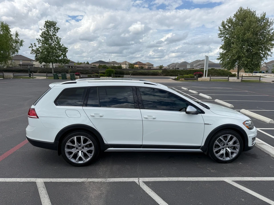 2019 Volkswagen Golf Mk7 - Image 8 of 31
