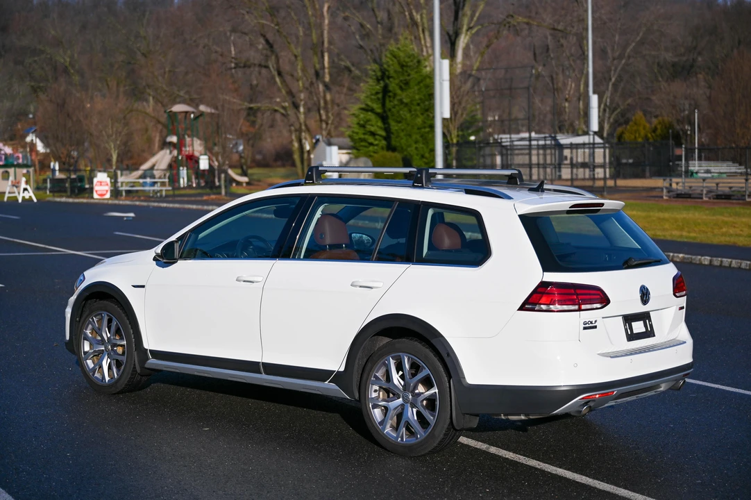 2019 Volkswagen Golf Mk7 - Image 8 of 31