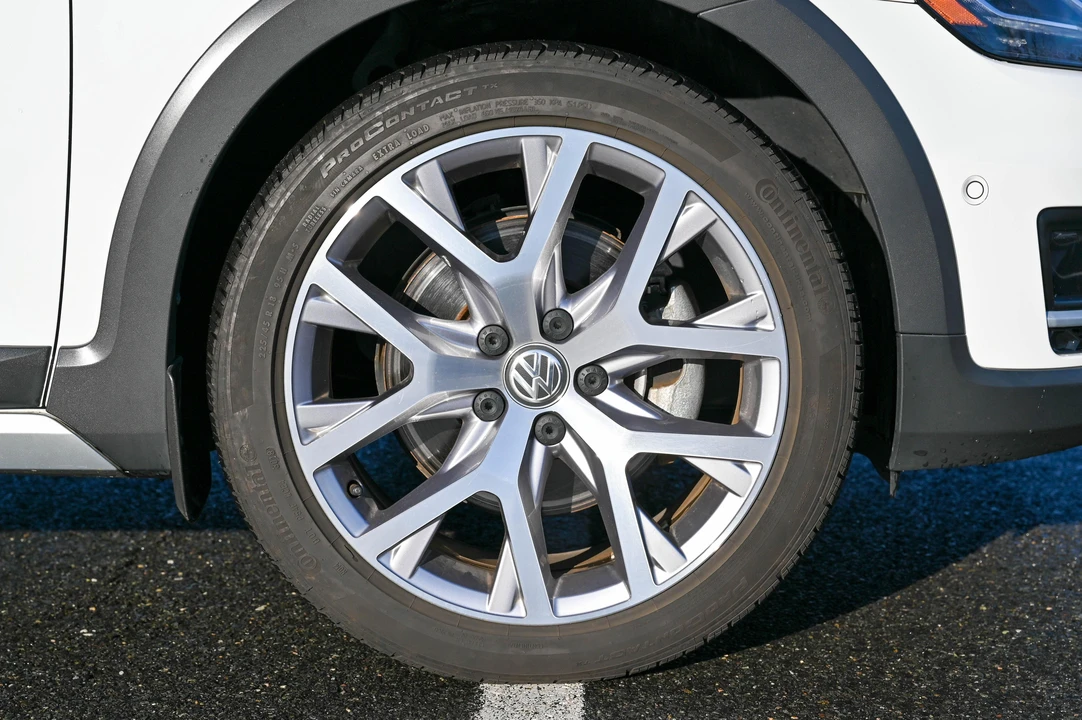2019 Volkswagen Golf Mk7 - Image 24 of 31