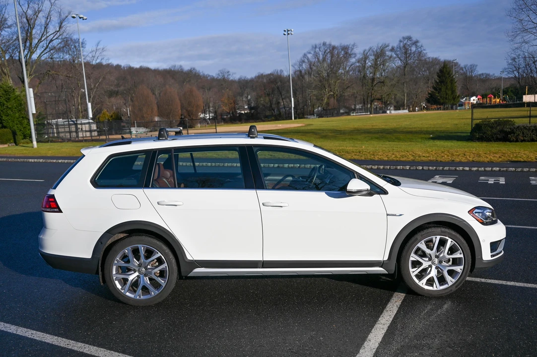 2019 Volkswagen Golf Mk7 - Image 9 of 31