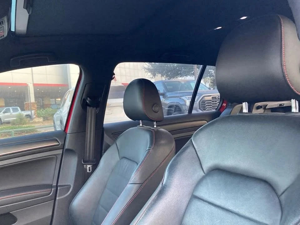 2019 Volkswagen GTI Mk7 - Image 8 of 14