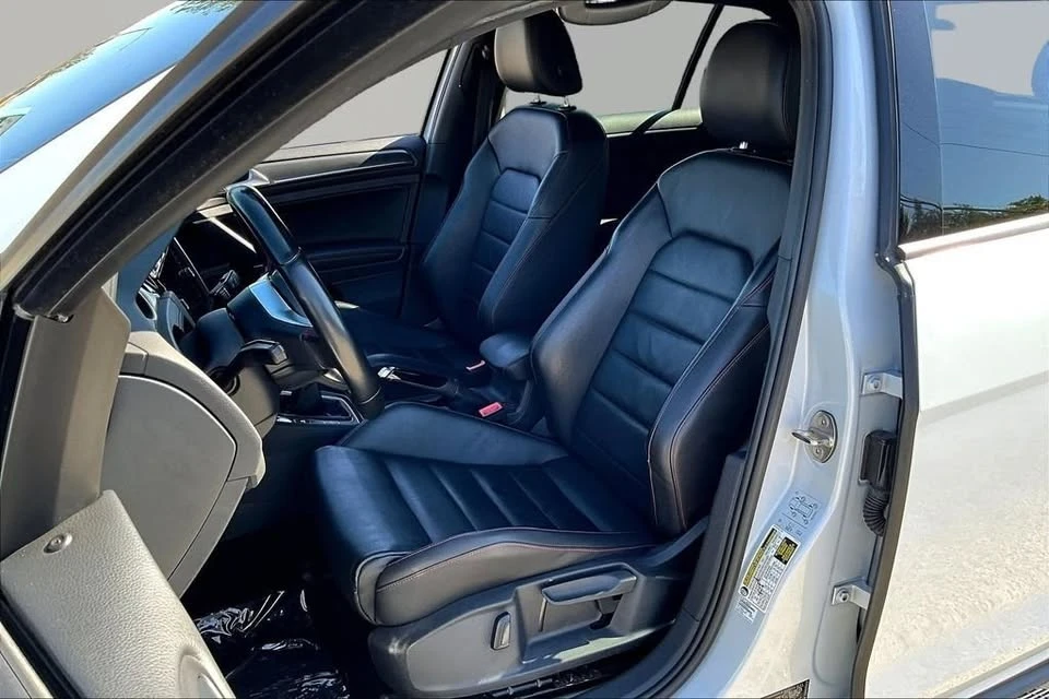 2019 Volkswagen GTI Mk7 - Image 19 of 20