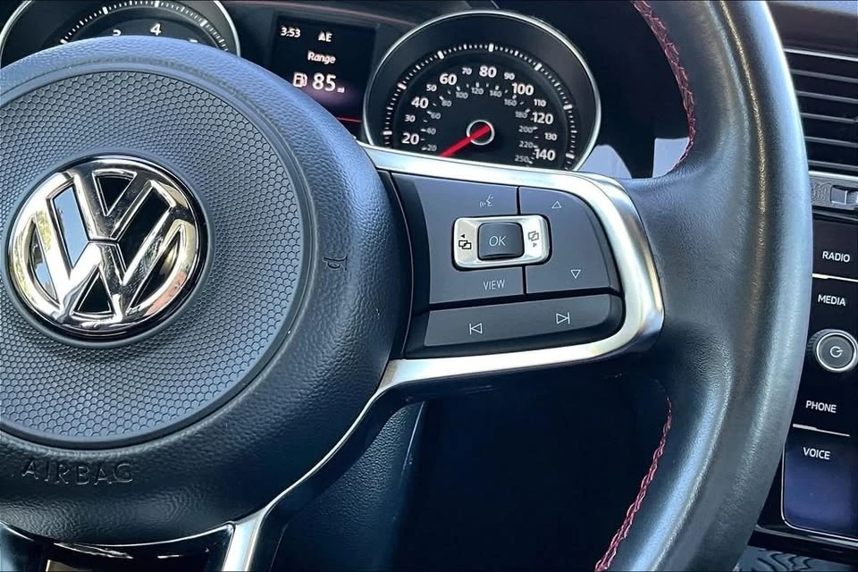 2019 Volkswagen GTI Mk7 - Image 8 of 20